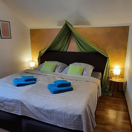 Appartement In Berghaeuser Mit Sonnigem Balkon By Interhome *